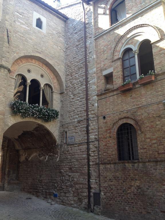 Palazzetto Bentivoglio Villa Sassoferrato Exterior photo