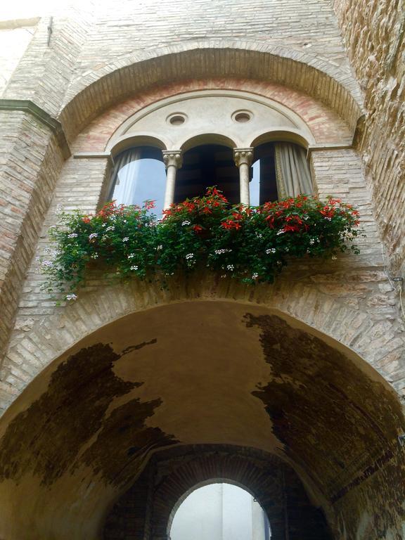 Palazzetto Bentivoglio Villa Sassoferrato Exterior photo